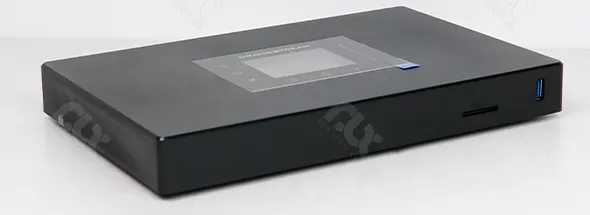 مرکز تلفن گرنداستریم UCM6301